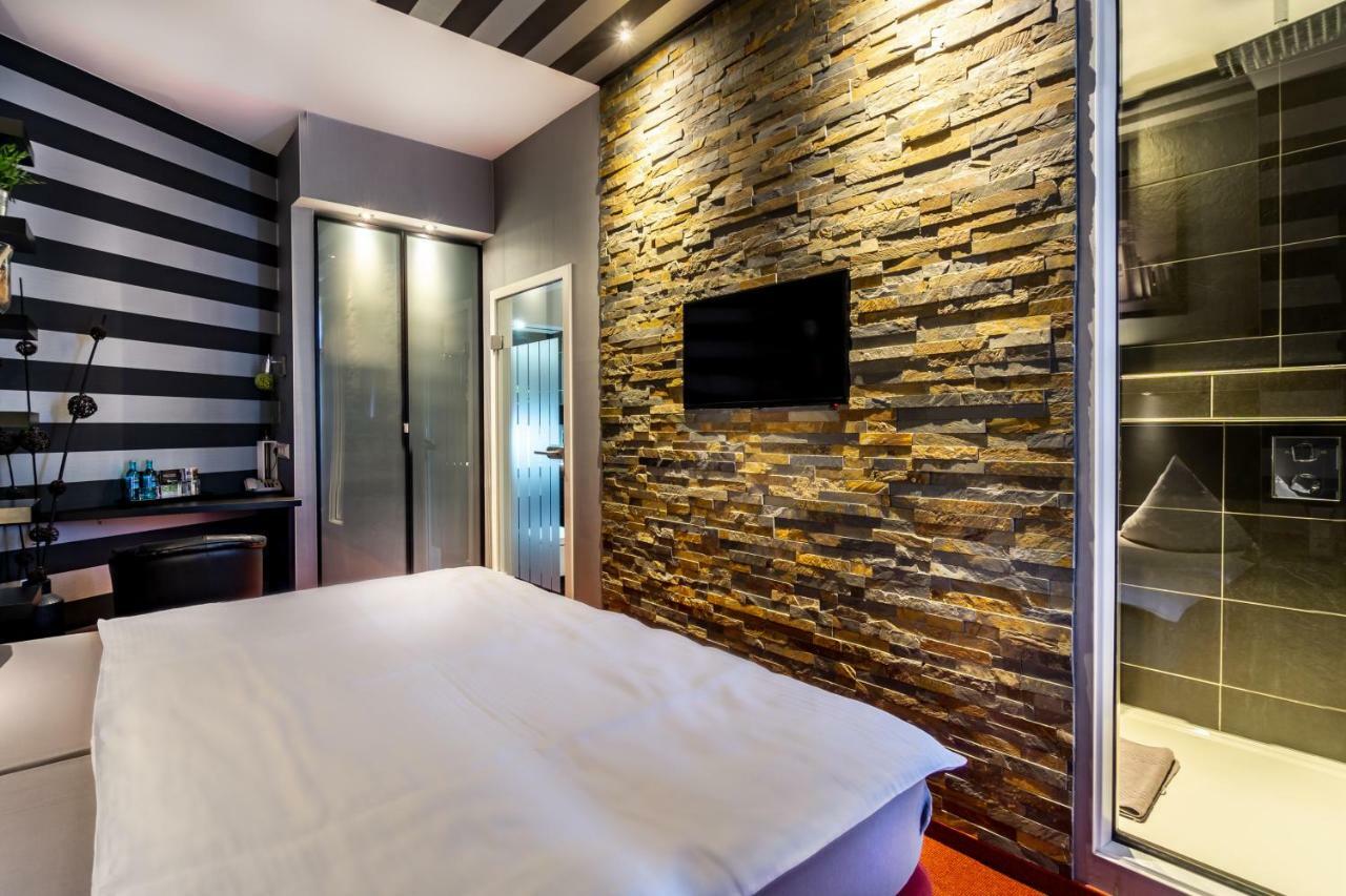 Sl'Otel - Das Stadthotel - Voll Klimatisiert Bernburg Exterior foto