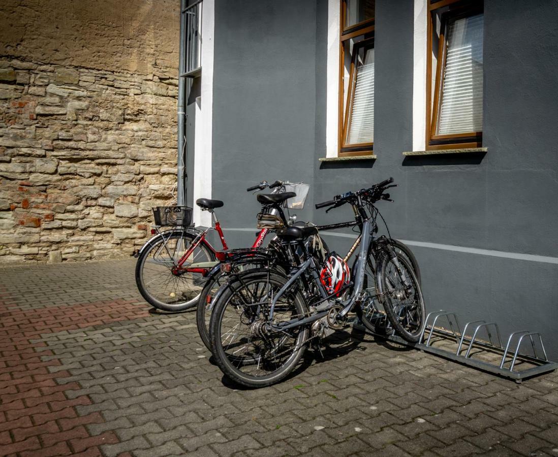 Sl'Otel - Das Stadthotel - Voll Klimatisiert Bernburg Exterior foto