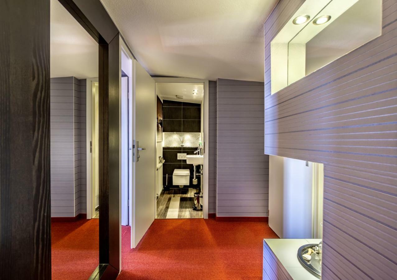 Sl'Otel - Das Stadthotel - Voll Klimatisiert Bernburg Exterior foto